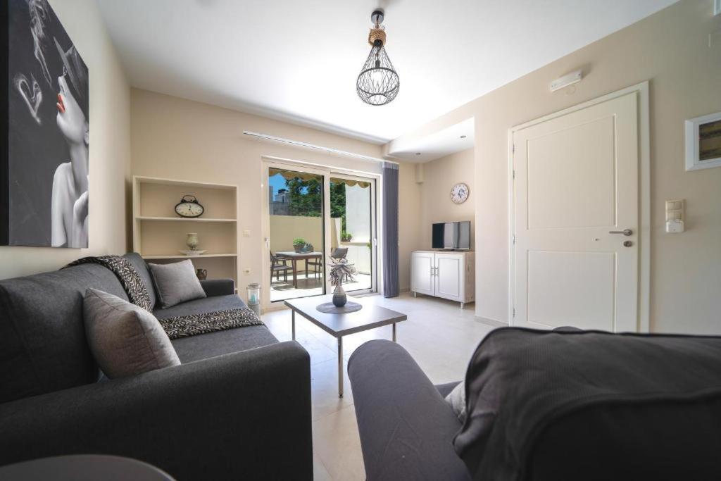 Alma City Center Apartment'S Ираклио Екстериор снимка